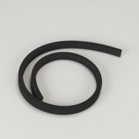 Уплотнение CLOSED-CELL NEOPRENE RUBBER 20 MM X 12.5 MM 7-M PACK