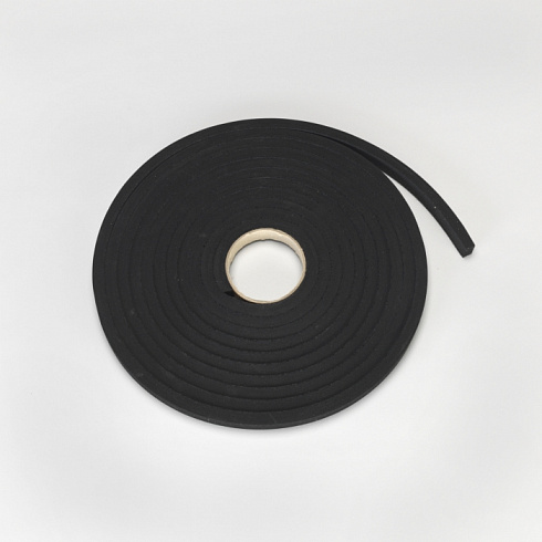Уплотнение NATURAL RUBBER SPONGE 22 M X 8 MM 12-M PACK